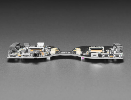 A close up of a device

AI-generated content may be incorrect.